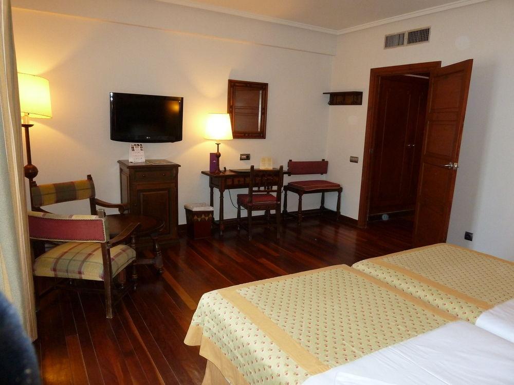 Hotel Ciudad De Calahorra Exteriér fotografie